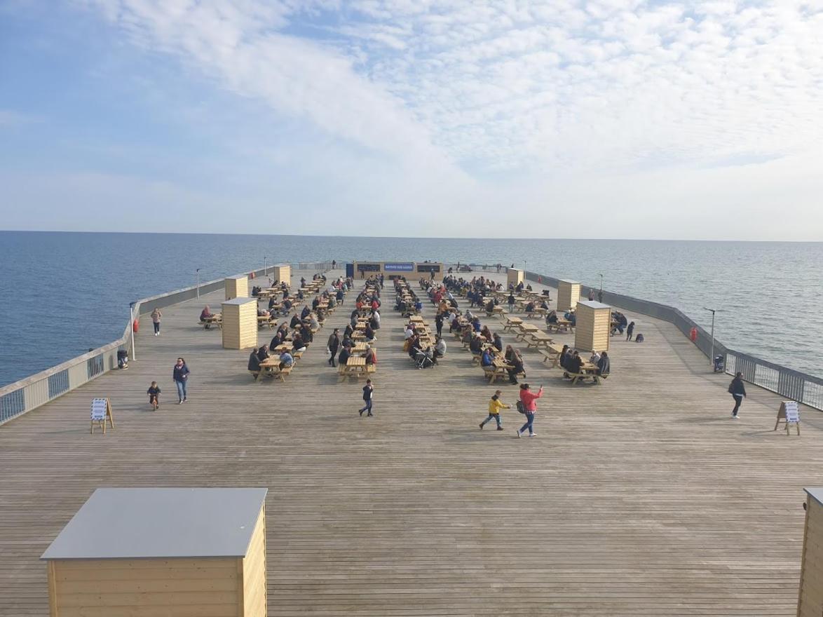 Central Hastings, Stylish-Luxe, Seaside Apartment. Ngoại thất bức ảnh